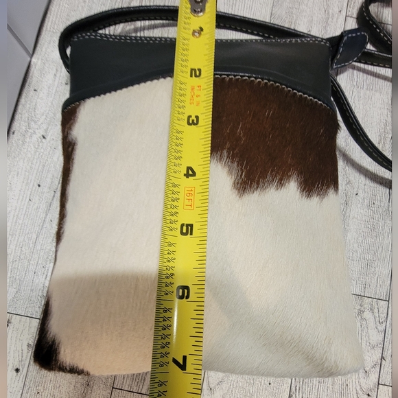 Cowhide Leather Crossbody Bag - Picture 5 of 7